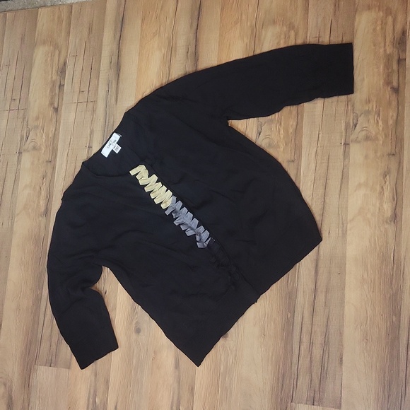 ONE7SIX Black Netted Ruffle Front 3/4 Sleeve Snap Closure Cardigan - Picture 6 of 12